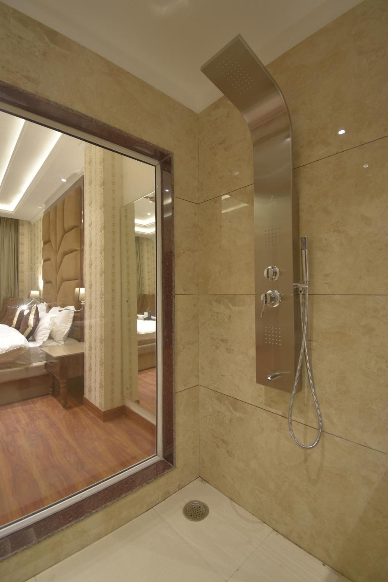 Grand Him Queen Ac Centralized Dharamshala Exterior foto