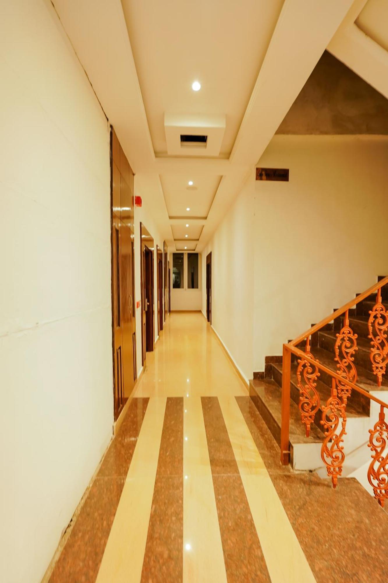 Grand Him Queen Ac Centralized Dharamshala Exterior foto